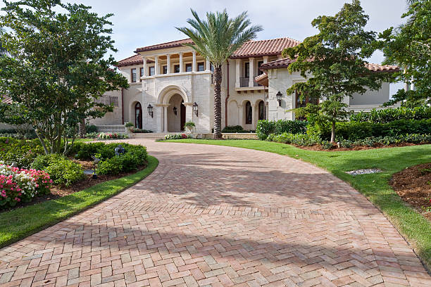 Best Driveway Borders and Edging Pavers in Taylorsville, MS